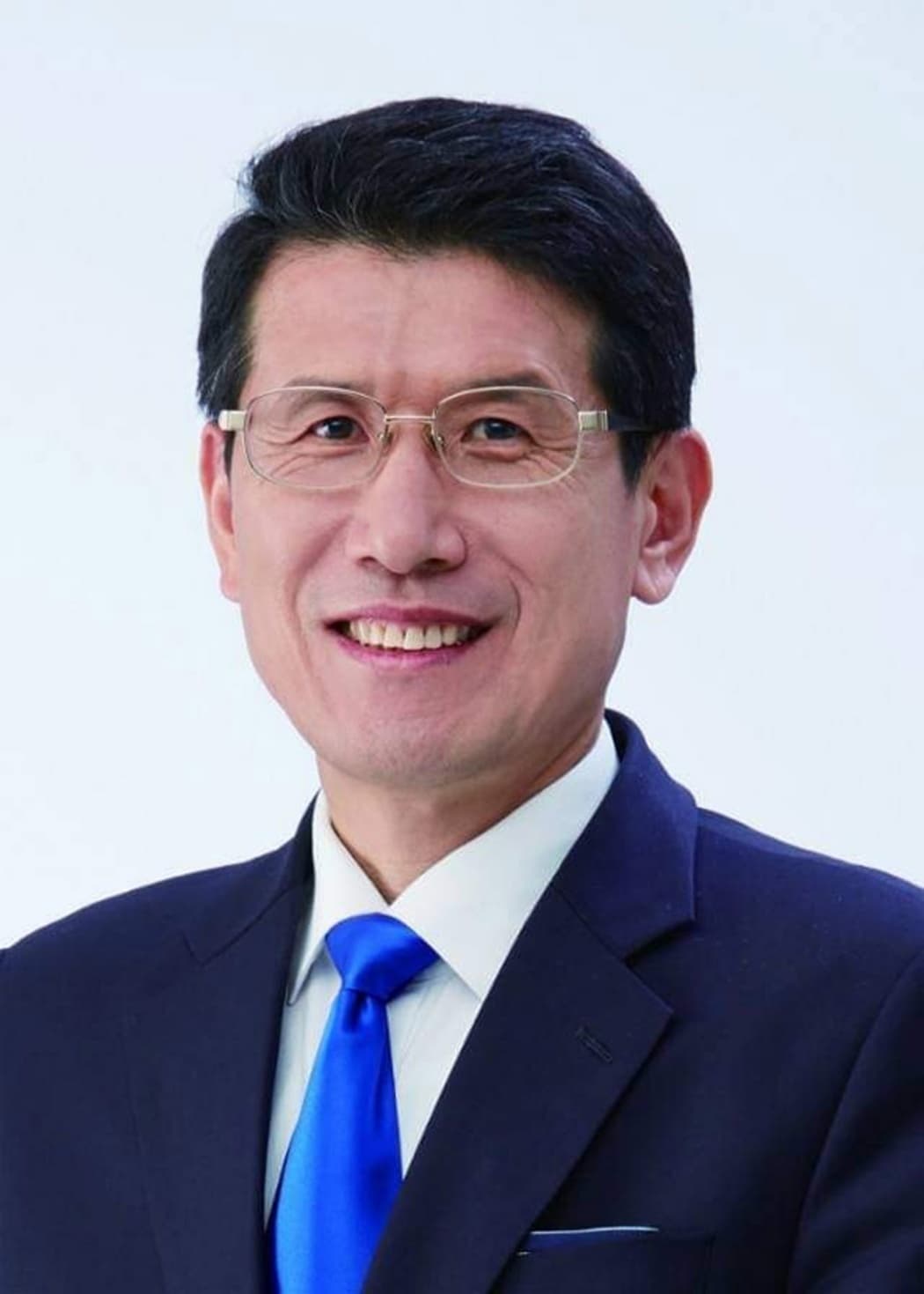 이영남
