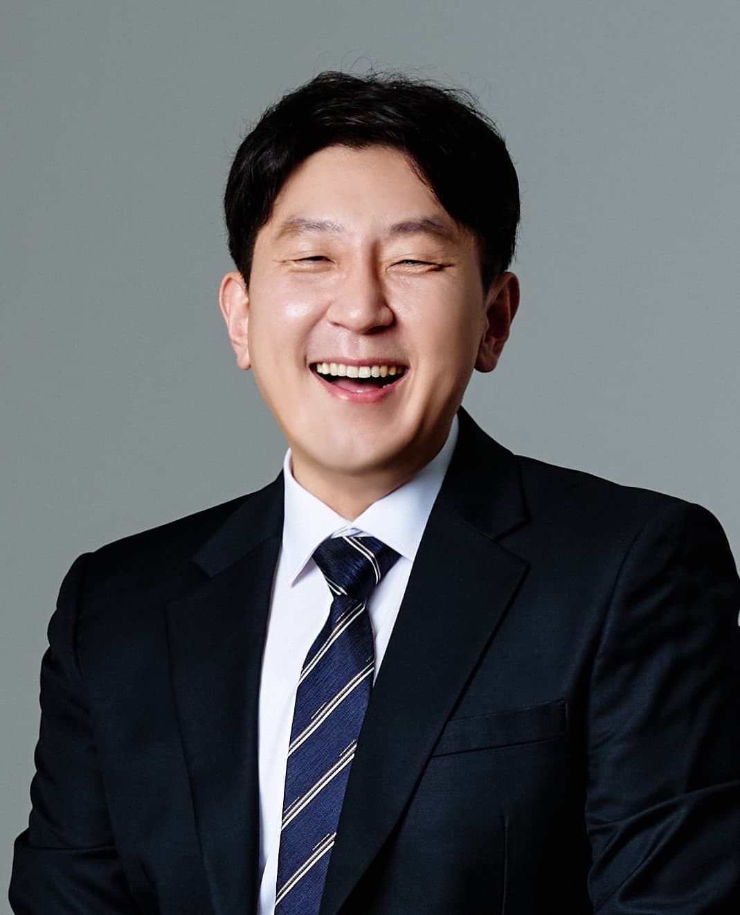 김규일