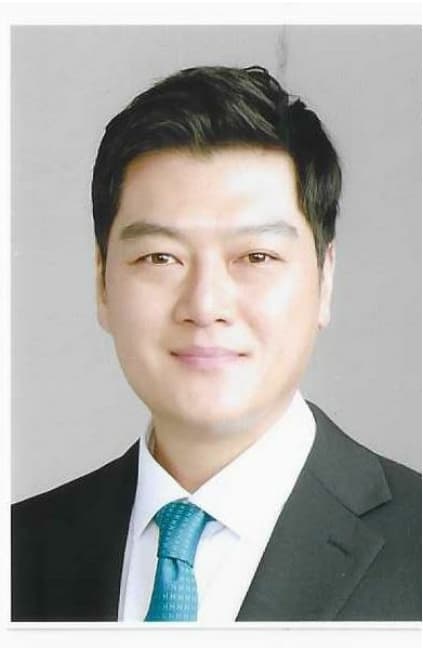 공우석