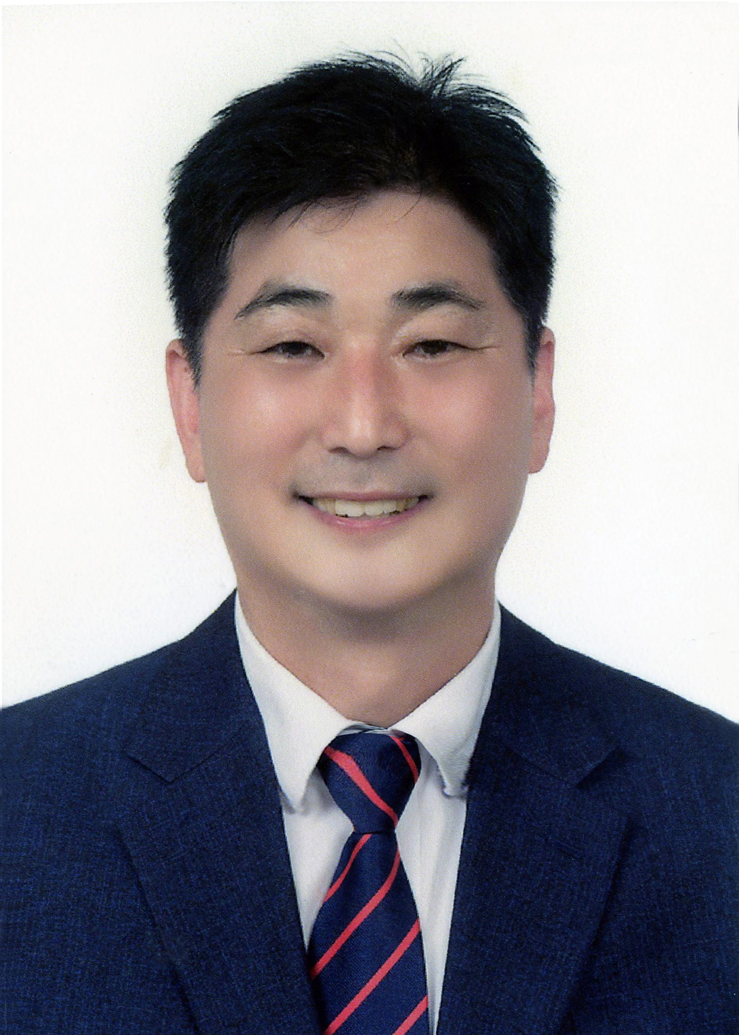 이현우