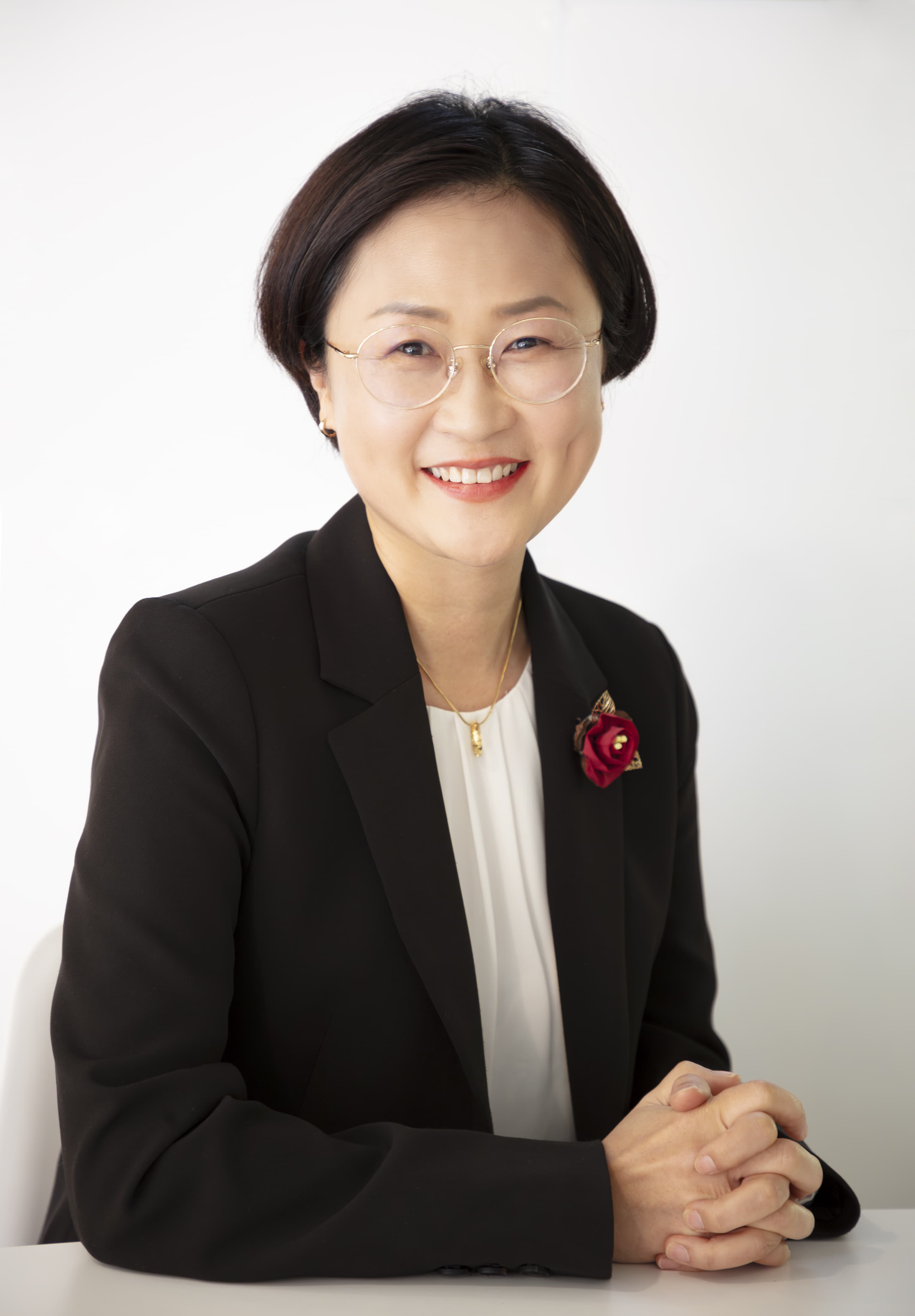 윤지영