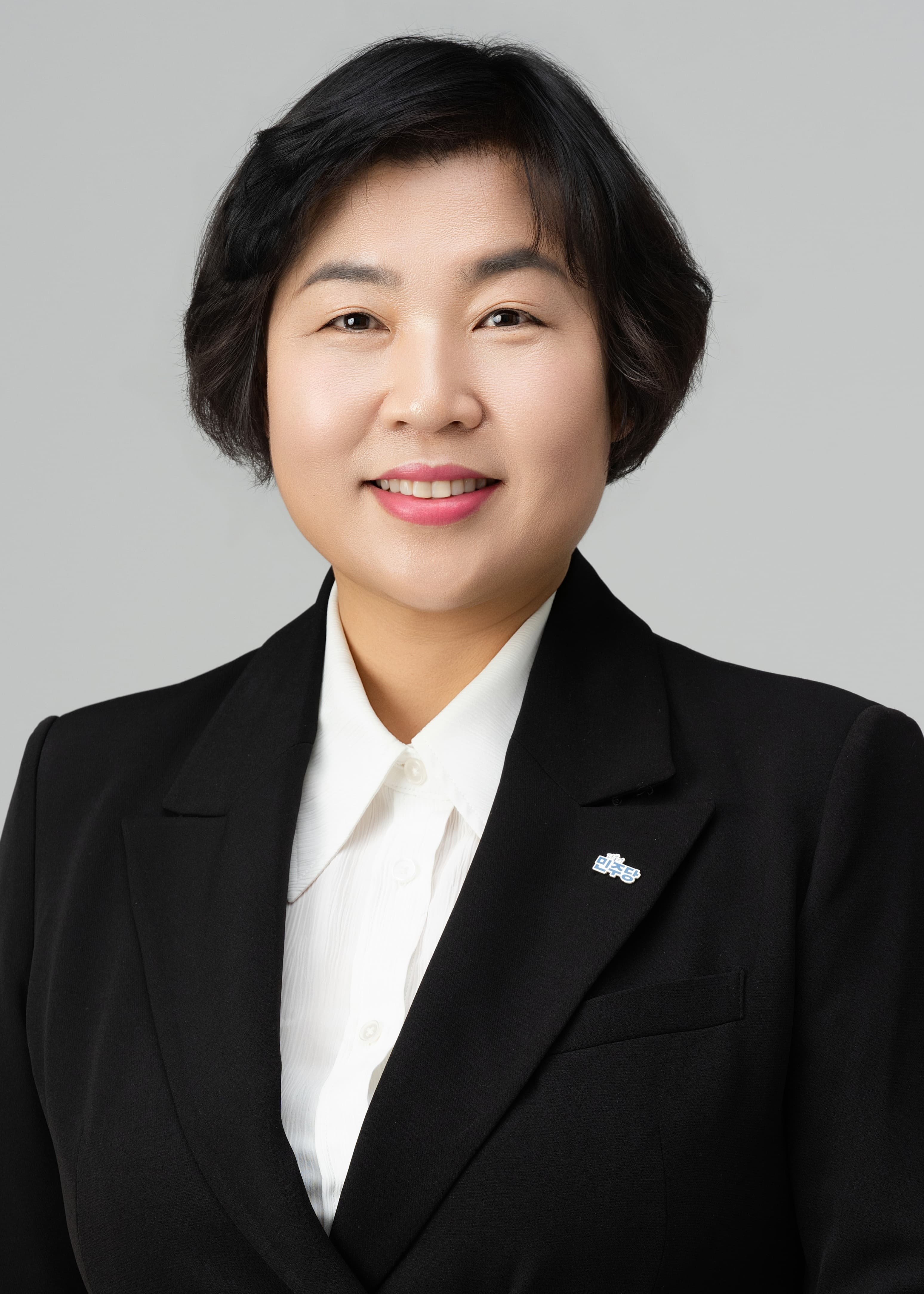 윤지영