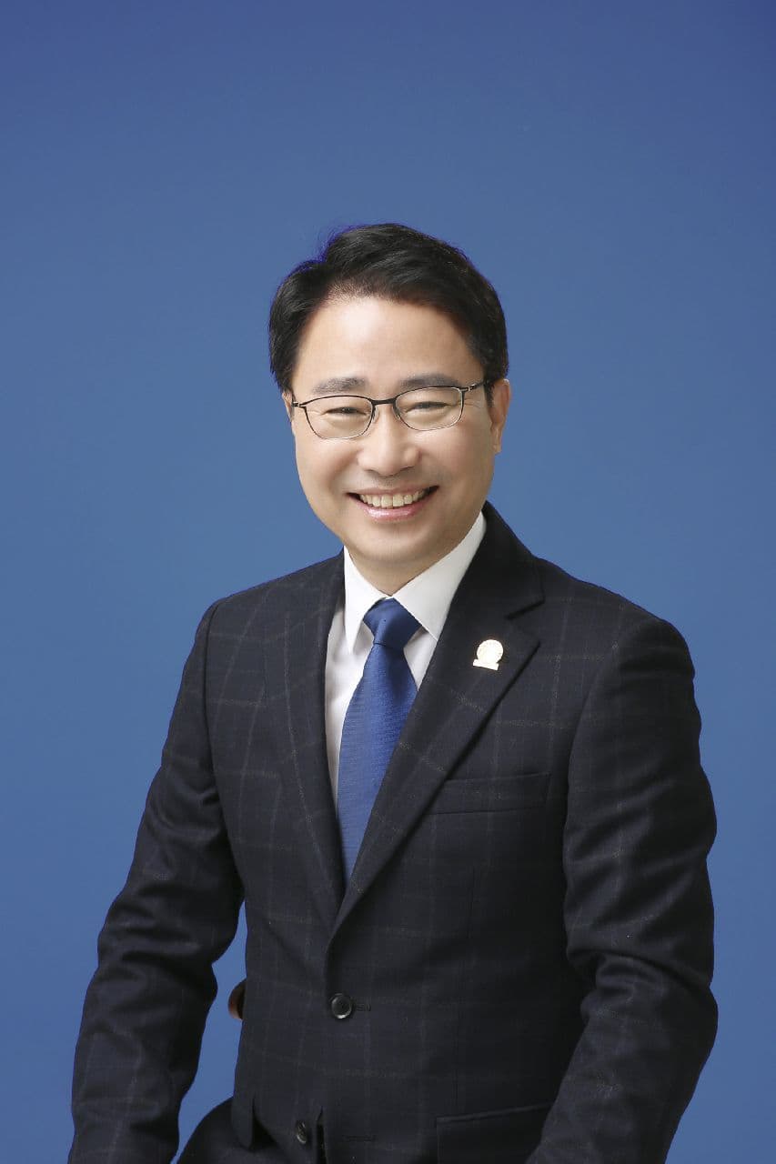 이대웅