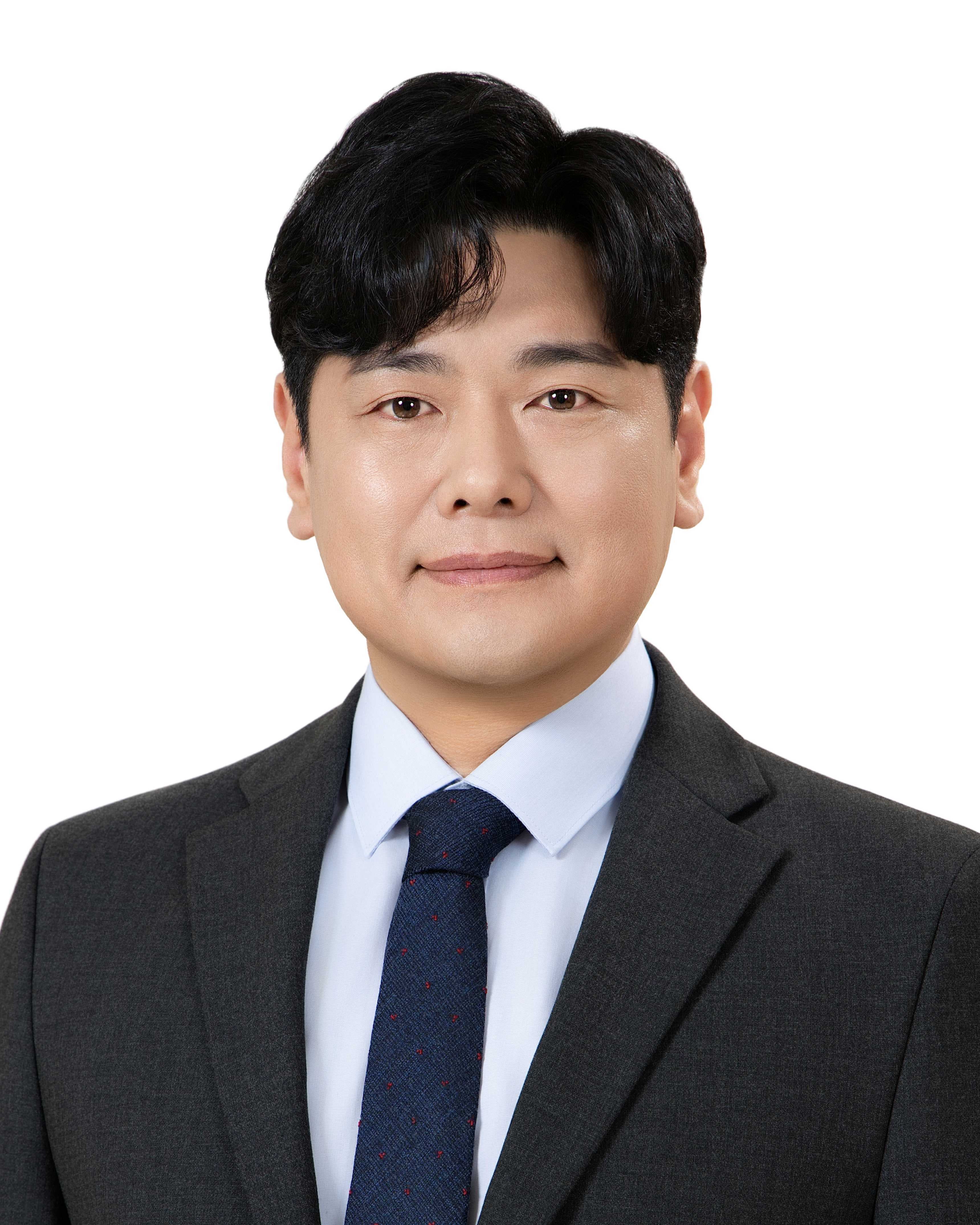 신창섭