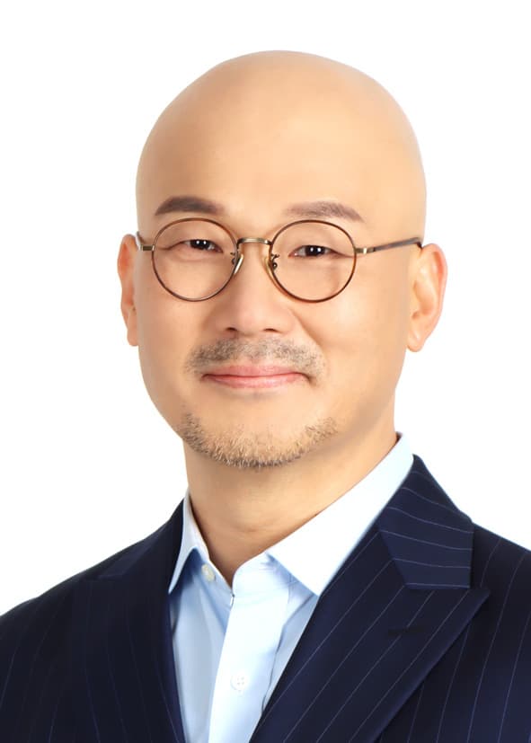 이재진