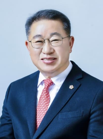 이한영