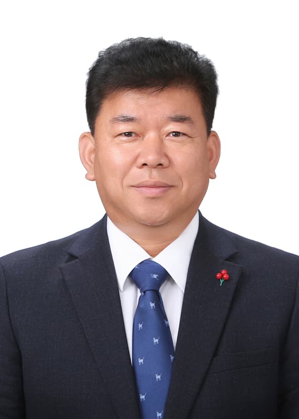 황우일
