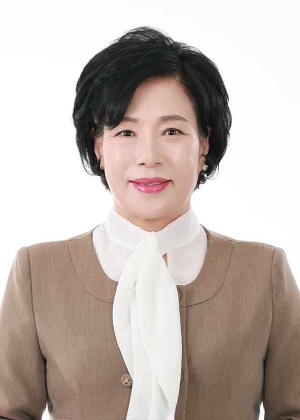 김남이