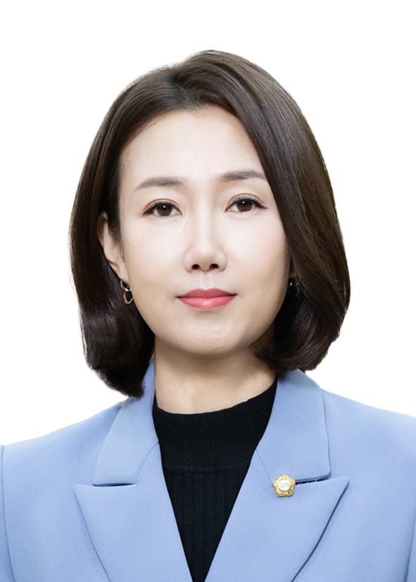 최수연