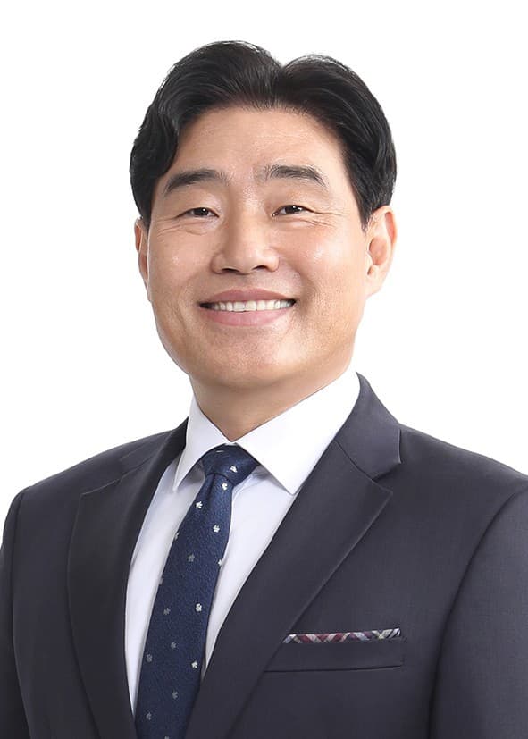 김운남