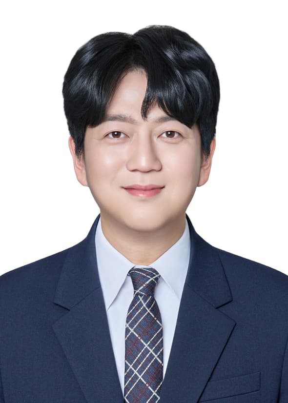 김진영