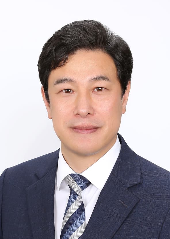 강성삼