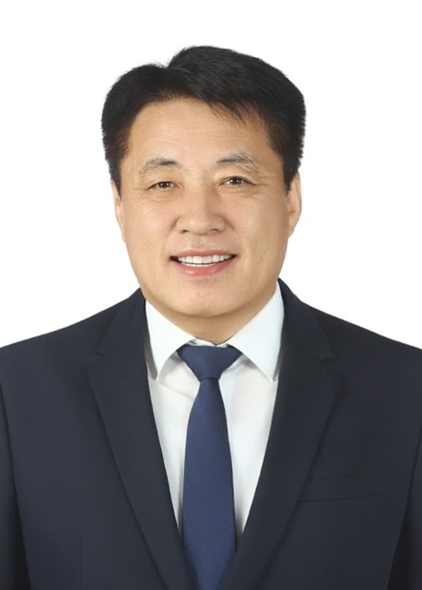 김용찬