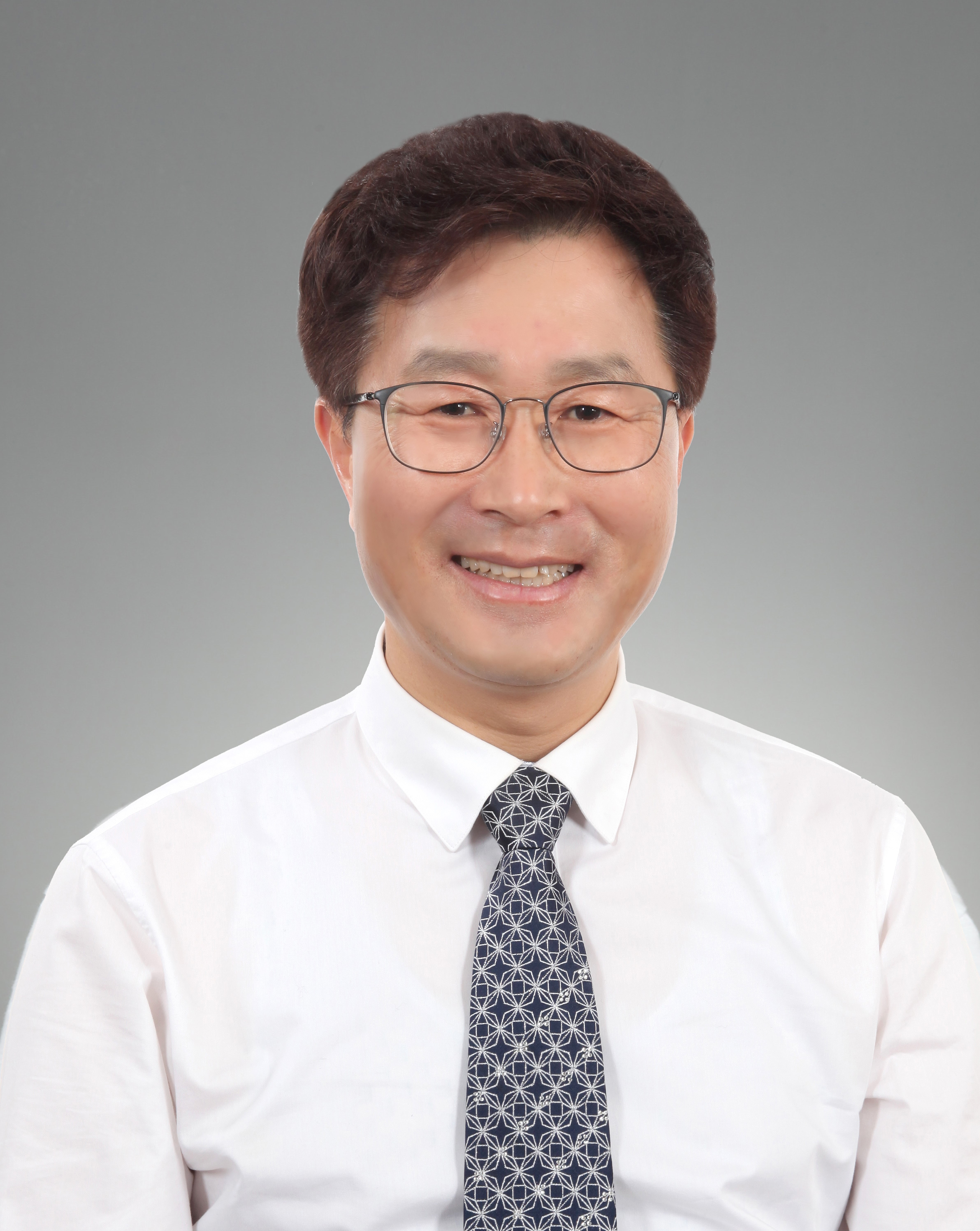 김주삼