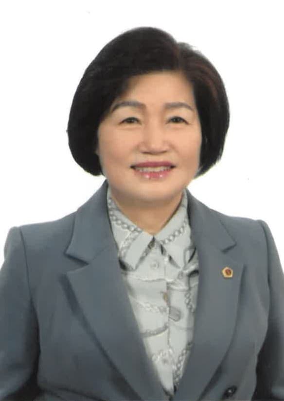 김동희