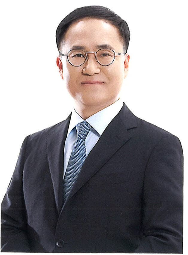 김창겸