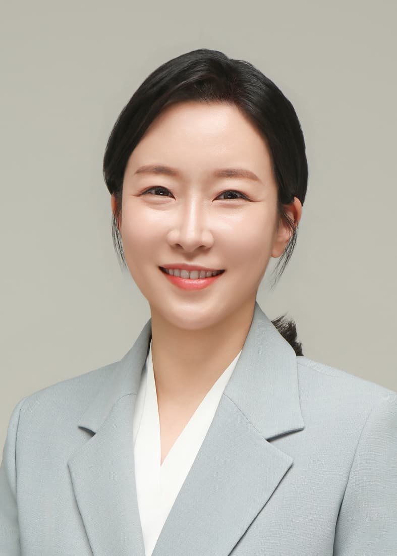 이지윤