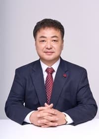 심우성