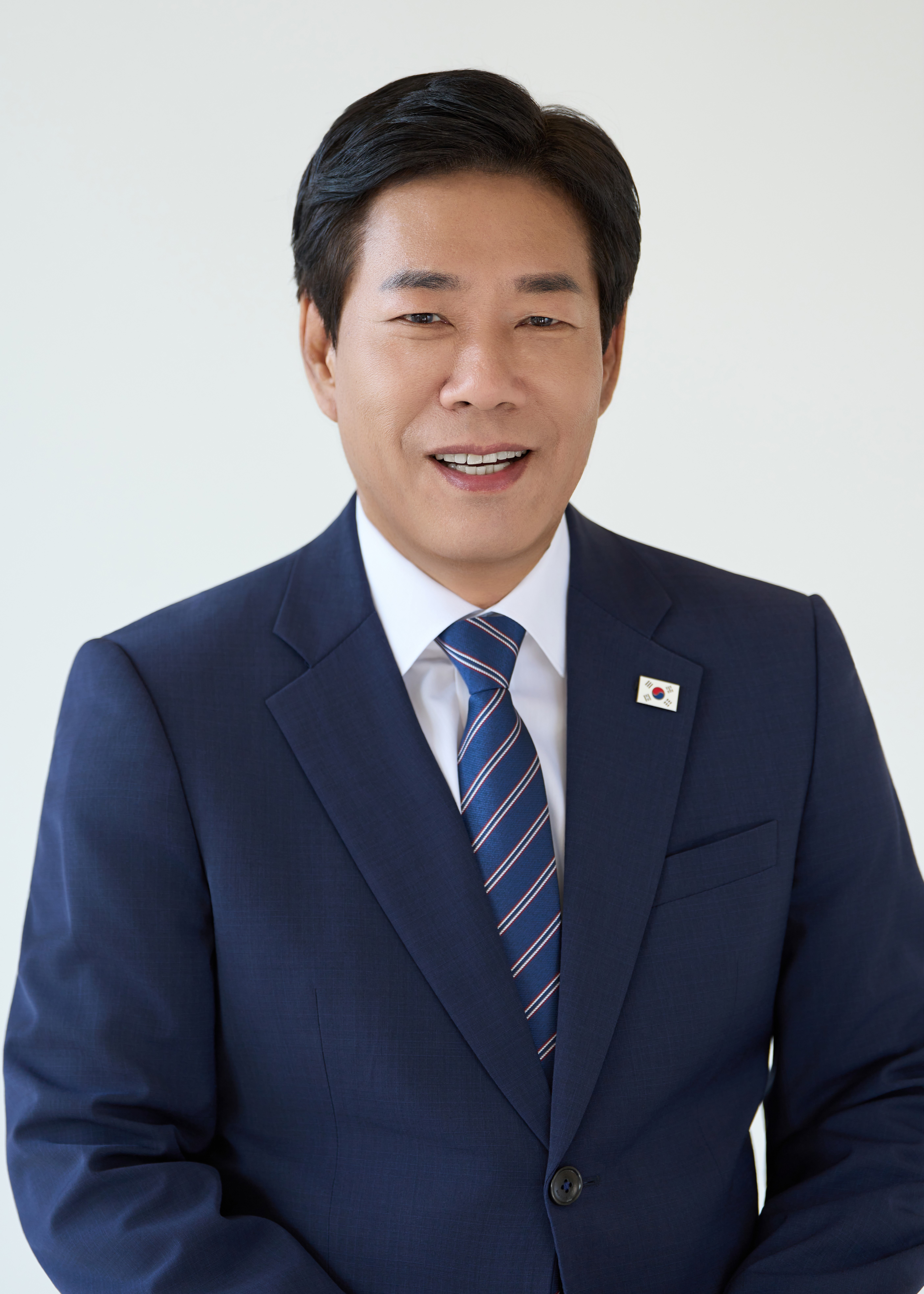 정병기