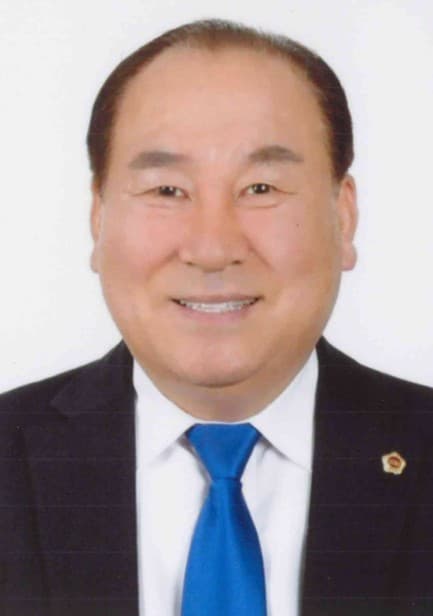 강정일