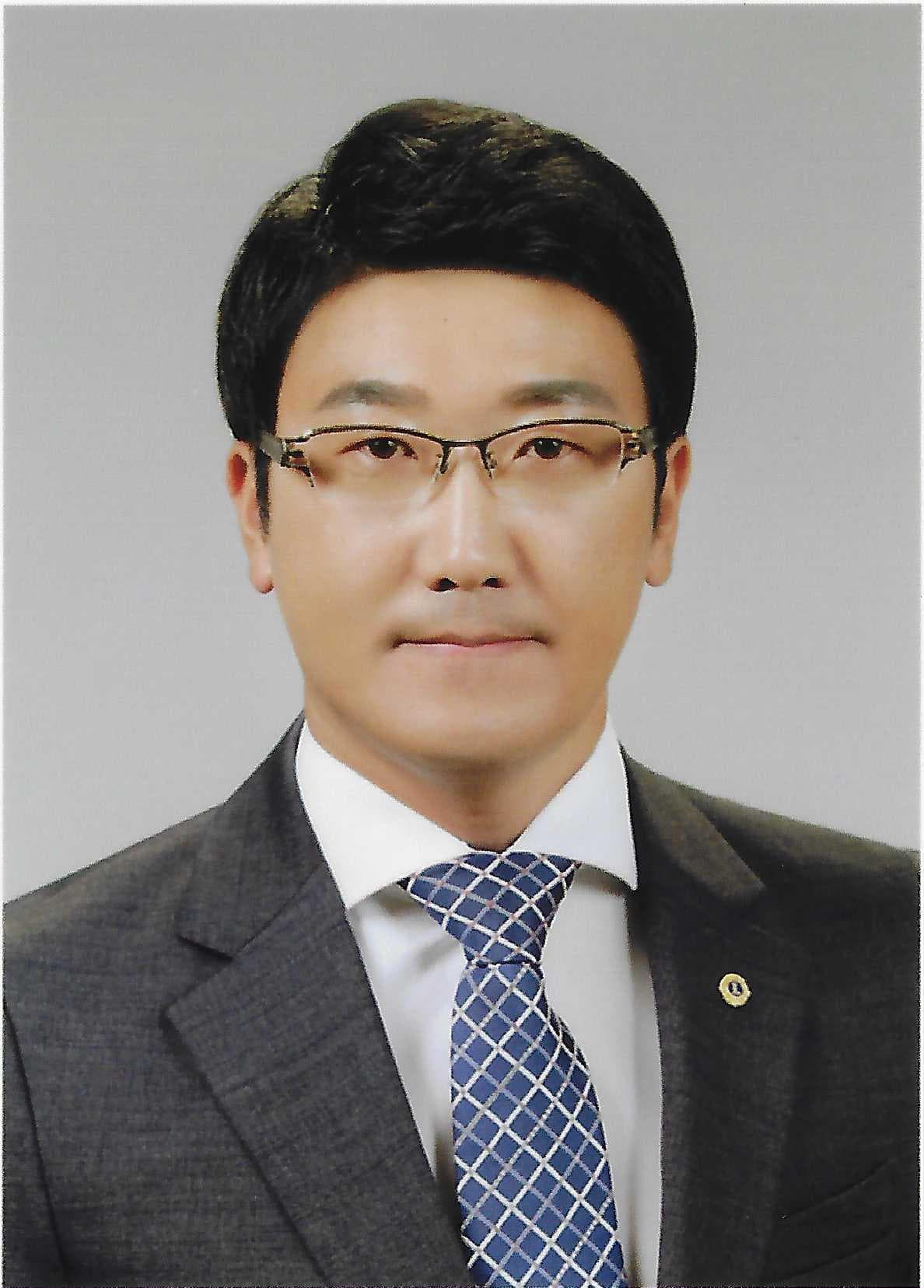 이현명
