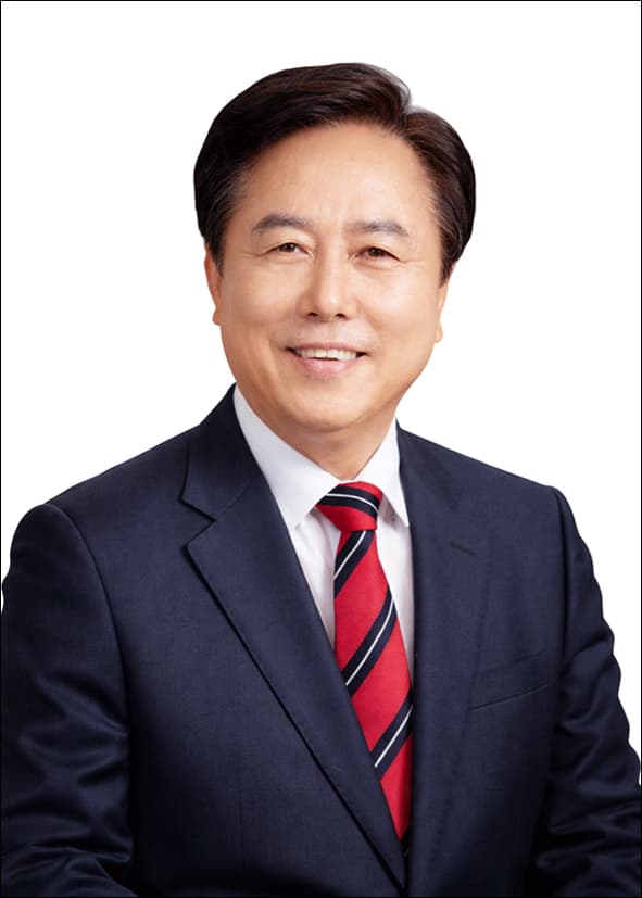 권기창