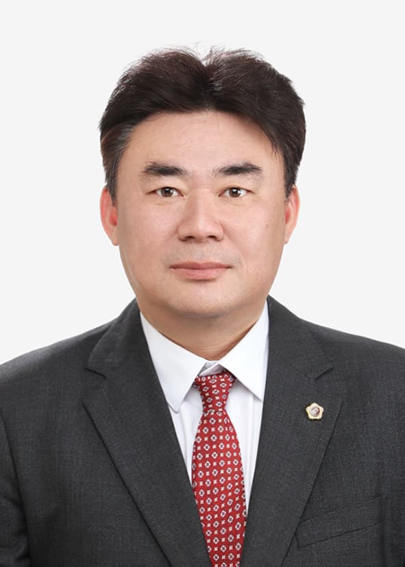 강충룡