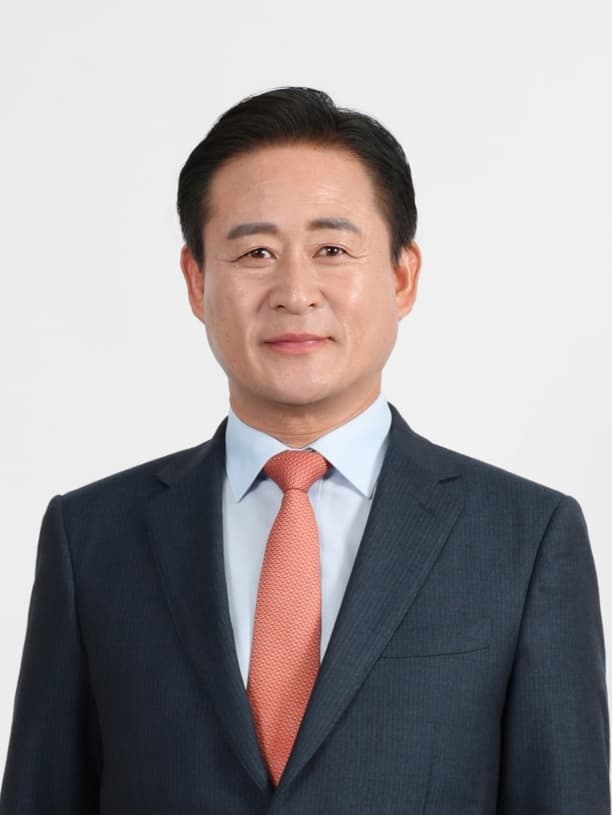 신영재