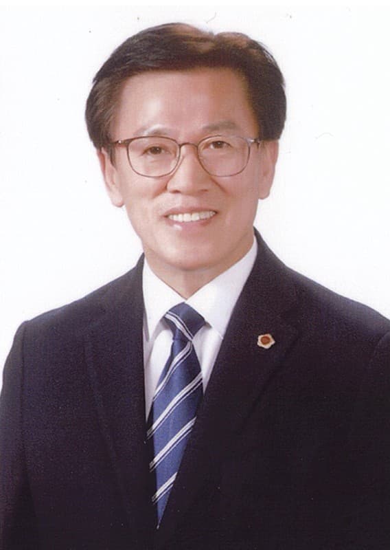 이명연